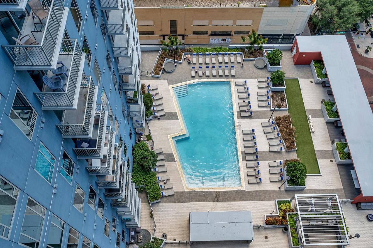 Luxury 1 Bedroom With Den Downtown Tampa Apt - City Views, Rooftop Pool, Workspace Luaran gambar