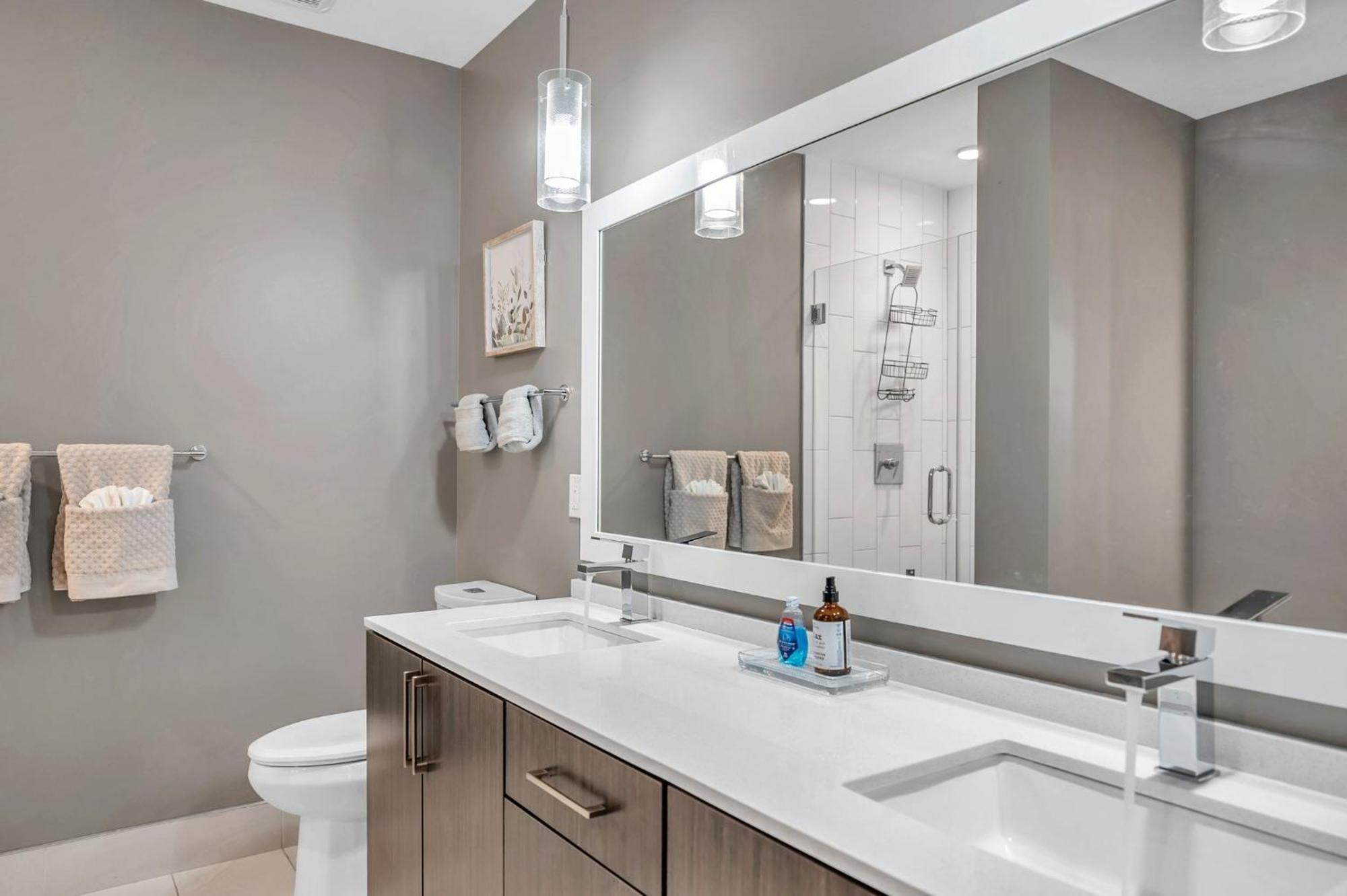 Luxury 1 Bedroom With Den Downtown Tampa Apt - City Views, Rooftop Pool, Workspace Luaran gambar