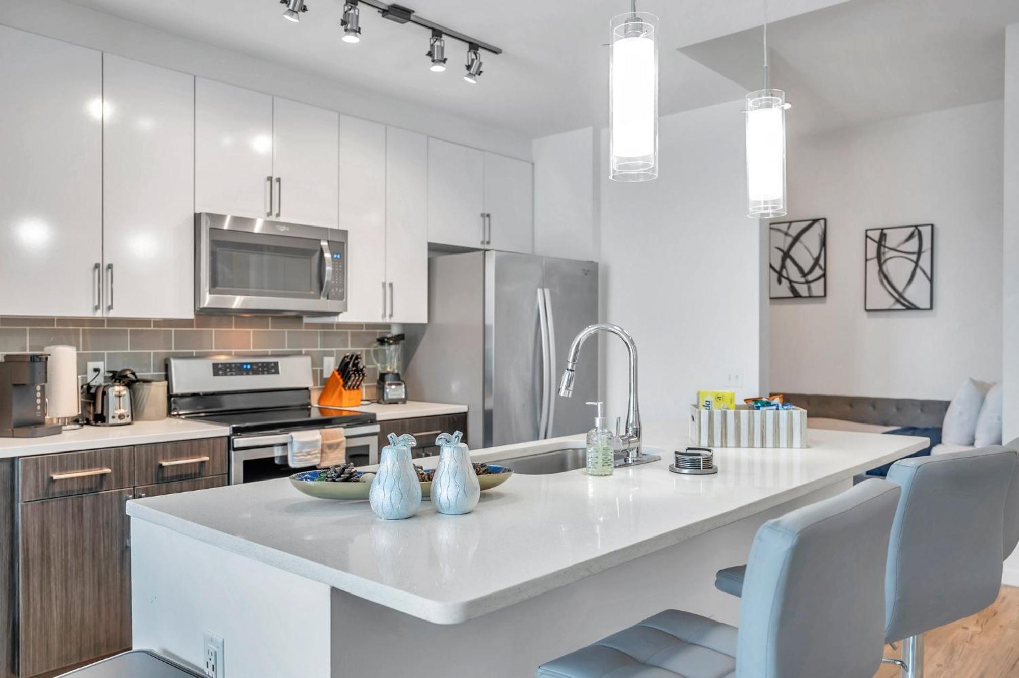 Luxury 1 Bedroom With Den Downtown Tampa Apt - City Views, Rooftop Pool, Workspace Luaran gambar